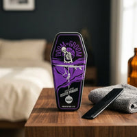 Uppercut Doom Groom Deluxe Pomade - product in moderne thuis-setting